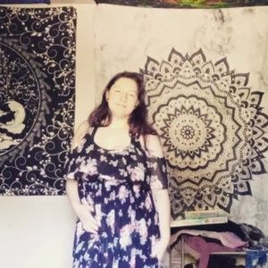 Meet your Posher, Ana